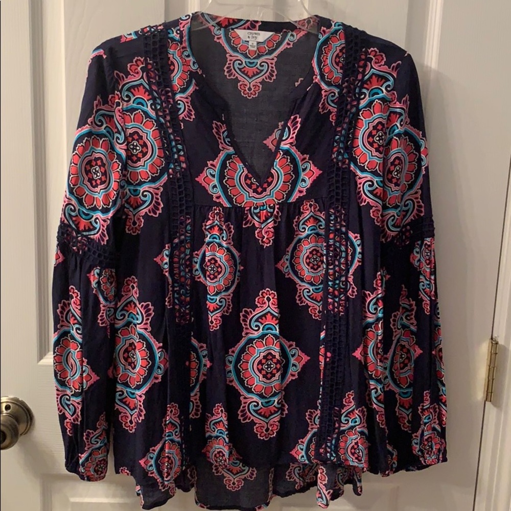 Crown & Ivy Pleated Navy Top